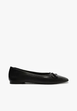 Arissa Black Leather Ballet Flat