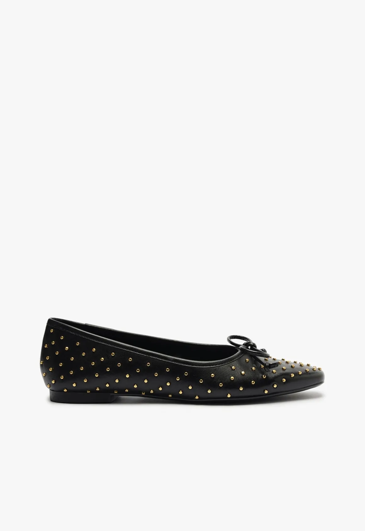 Arissa Studs Flat