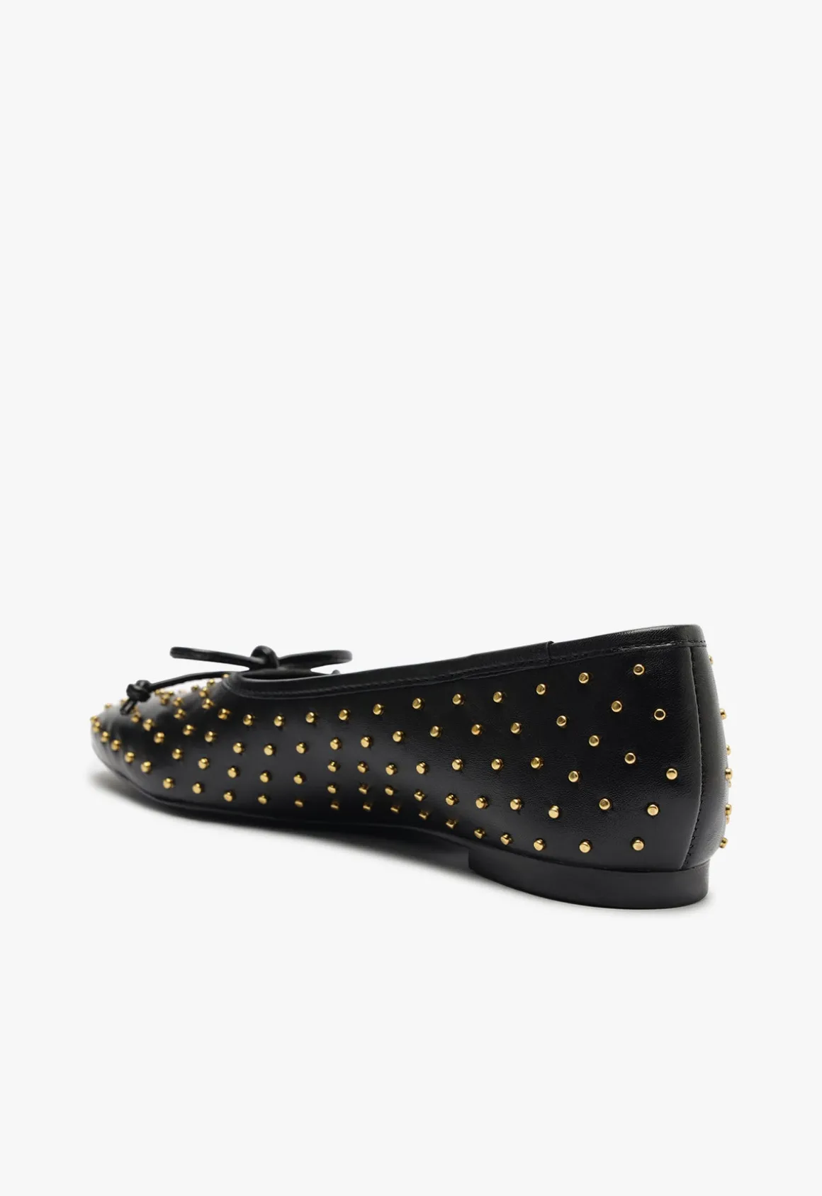 Arissa Studs Flat