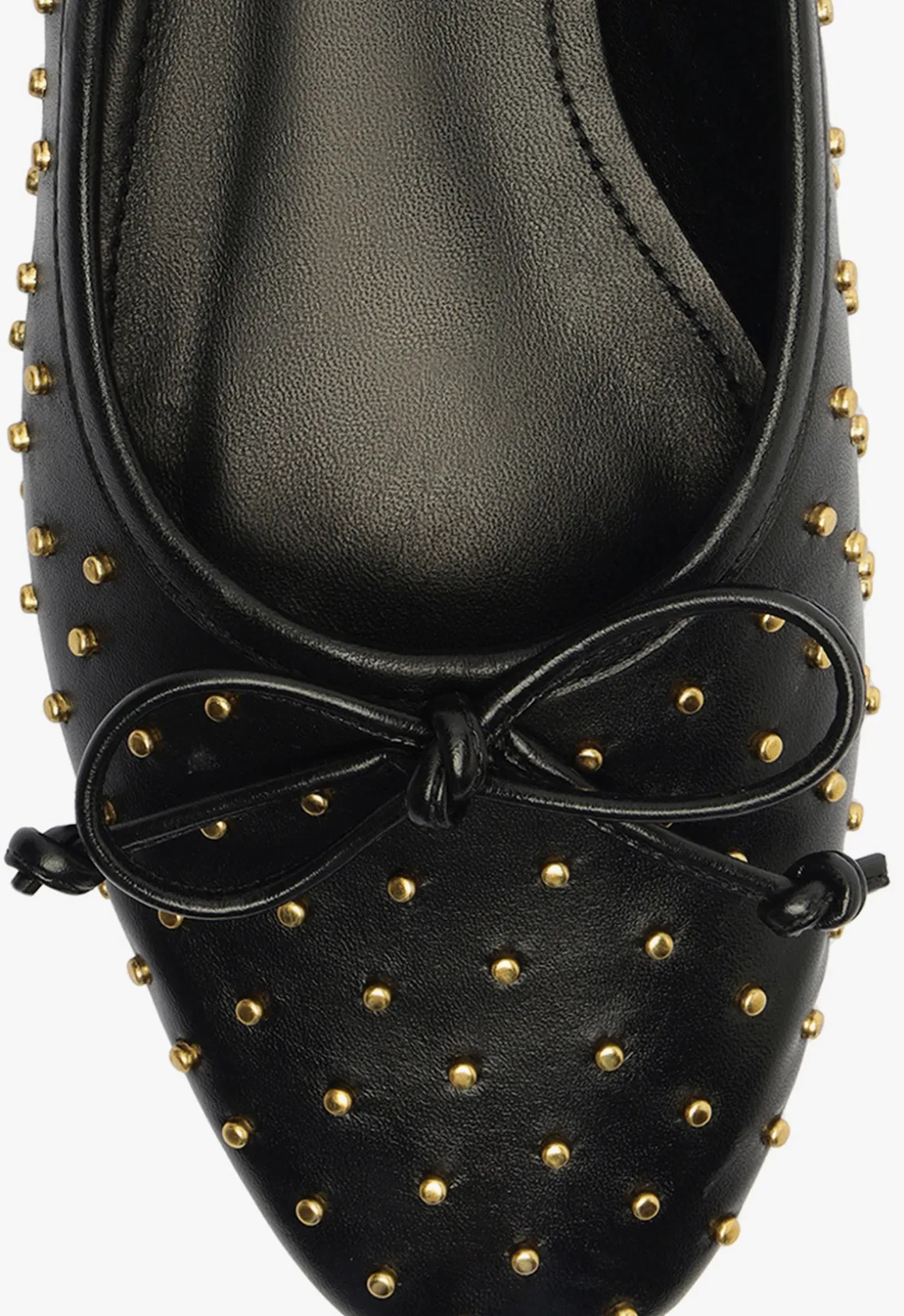 Arissa Studs Flat