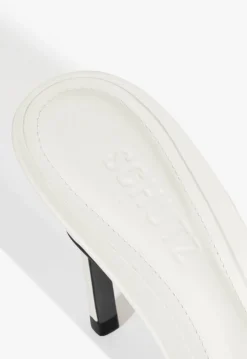 Cloe Sandal