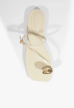 Elysa Sandal