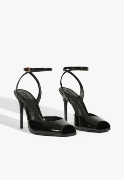 Estella Patent Pump