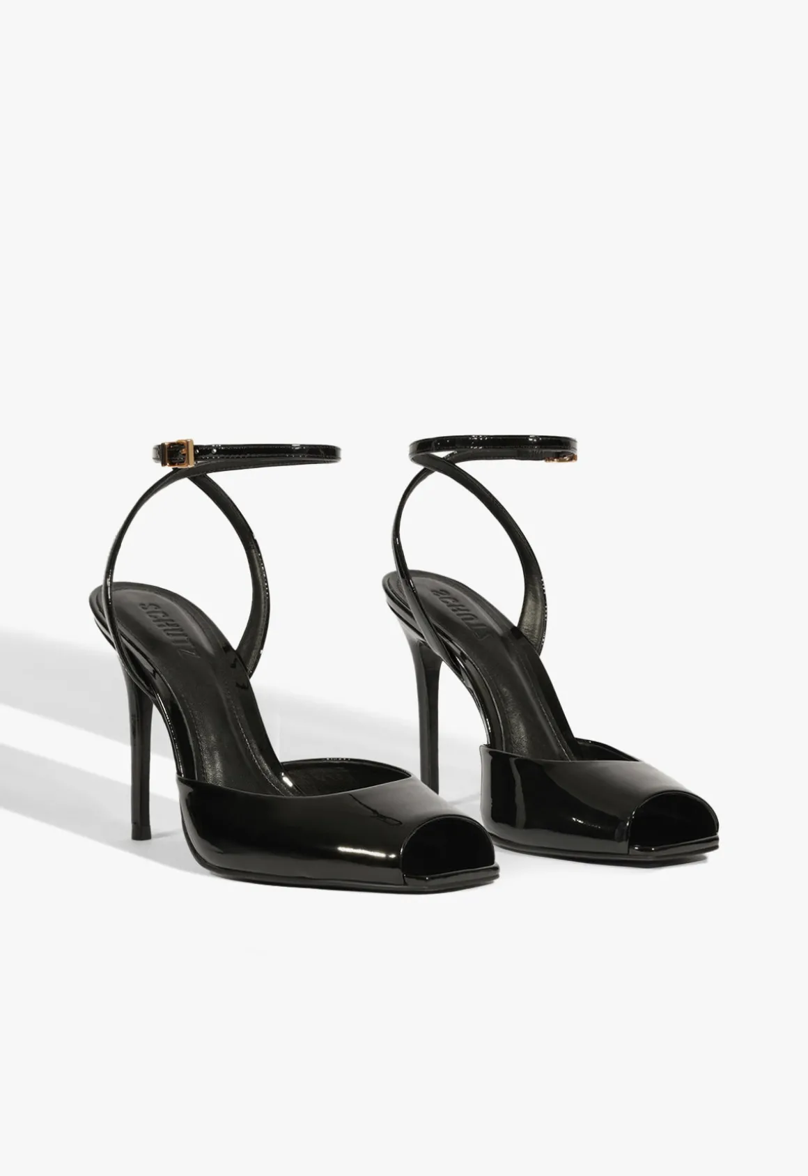 Estella Patent Pump