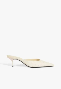 Julie Pump