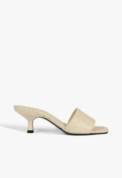 Kelsea Sandal