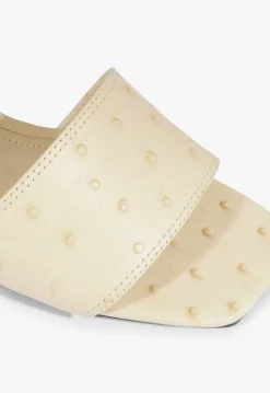 Kelsea Sandal