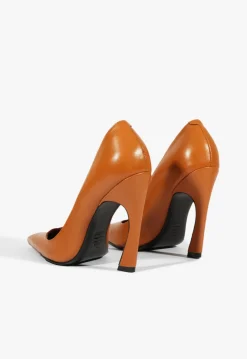 Lexi High Sculptural Brown Pump
