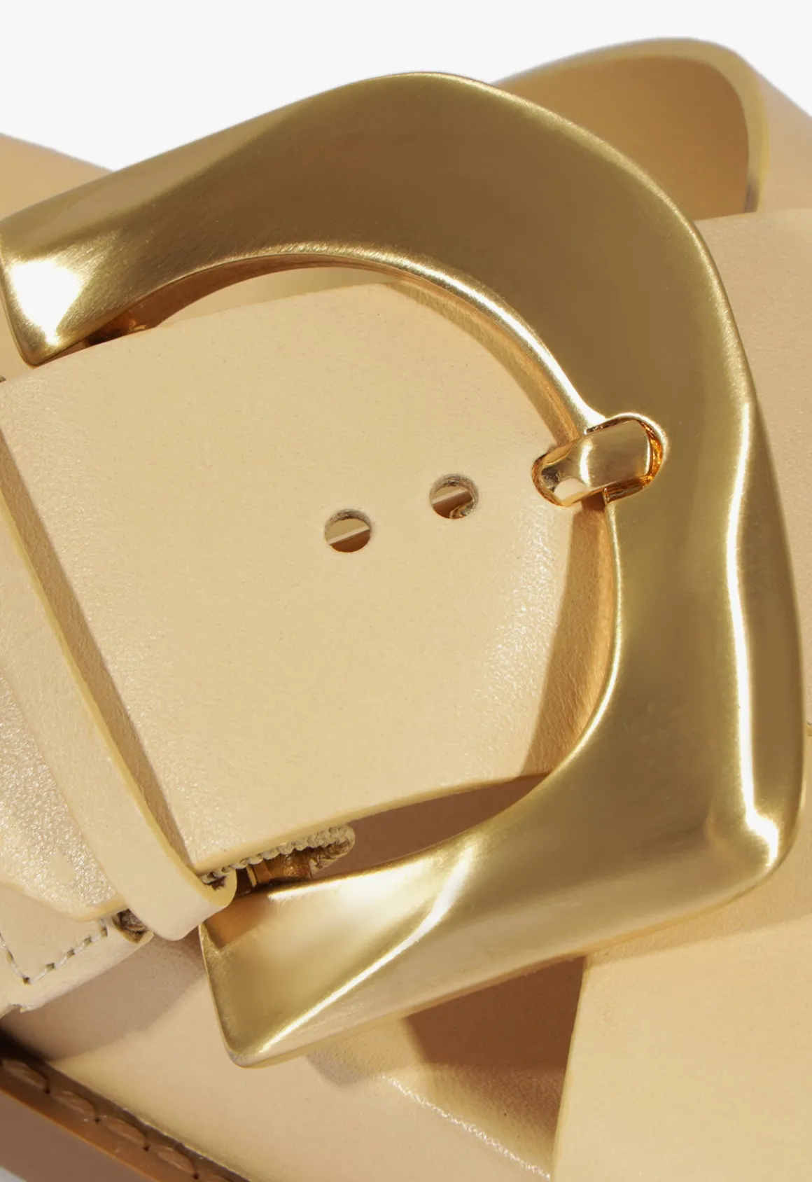 Lois Beige Sporty Sandal