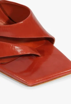 Madeline Sandal