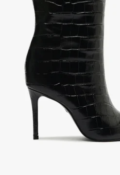 Maryana Wide Boot
