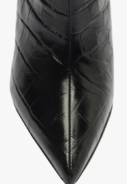 Maryana Wide Boot