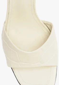 Posseni Leather Sandal