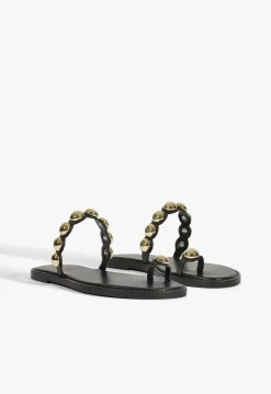 Romy Sandal