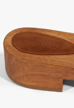 Shay Sandal